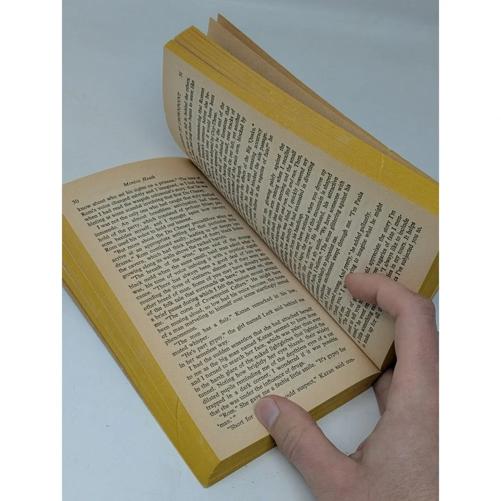 Chateau Of Shadows & Legend Of Crownpoint Heath Signet‎ Double Print Gothic Book